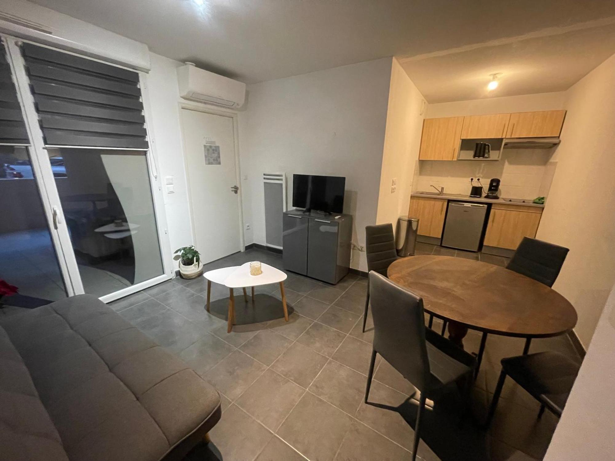 Appartement F2 Neuf Mauguio Dış mekan fotoğraf